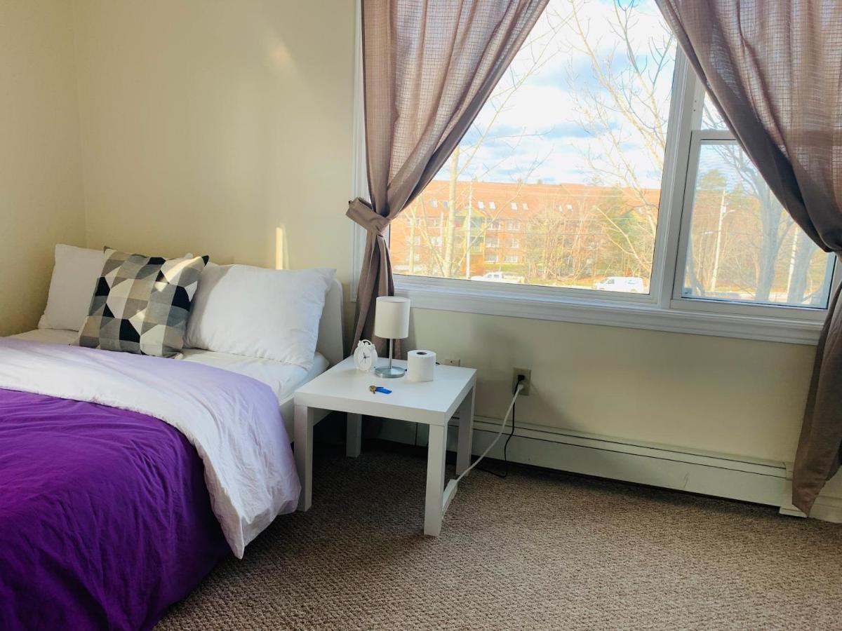 Private Fully Furnished Room In Halifax Shared Washroom Extérieur photo